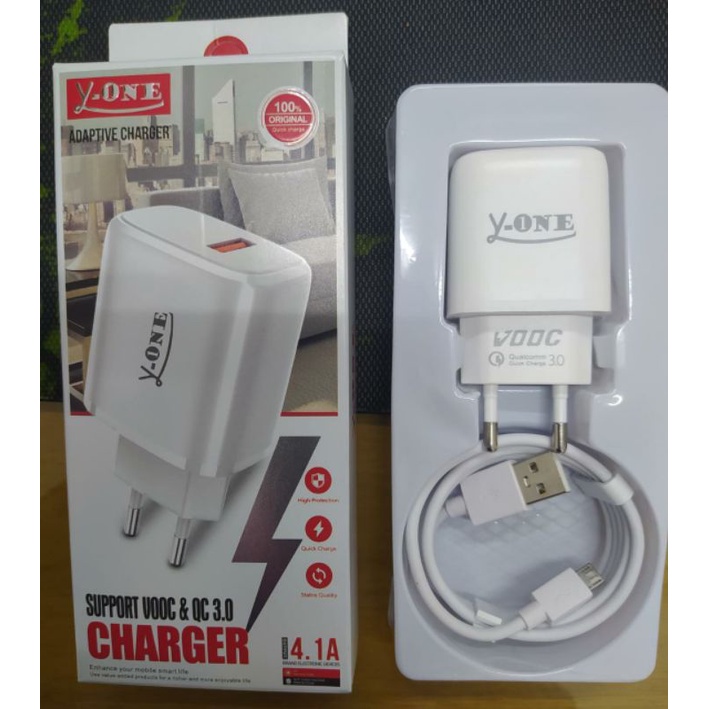 TRAVEL CHARGER Y-ONE PC 09